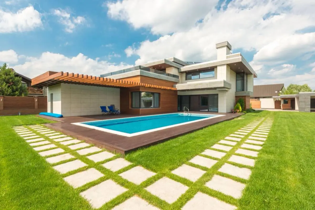 Fiberglass Pool Installation in Port St. Lucie, FL